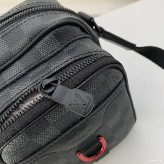 Affordable LOUIS BAG MESSENGER UTILITY VUITTON 0630